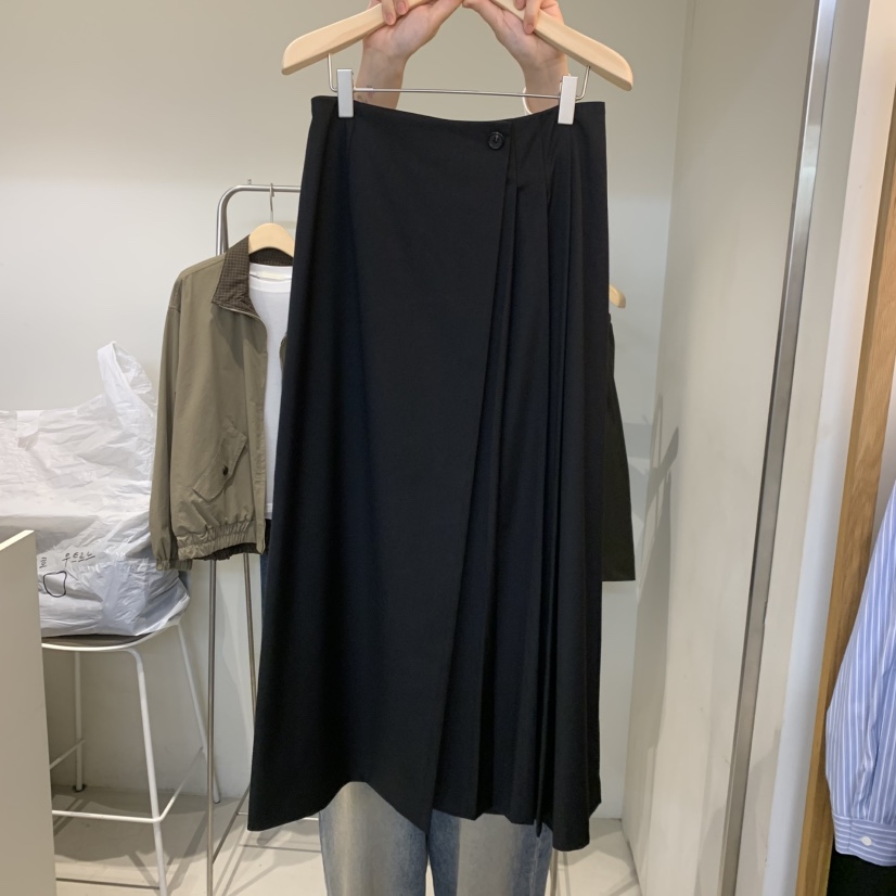 OUTRENE東大門實拍女裝新款熱賣真品時尚人氣推薦休閑長裙OUTRENE長裙圖色2黑