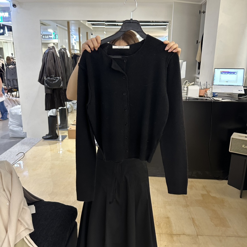 KOIVUE東大門代購女裝新品時尚推薦休閑真品人氣熱賣針織衫KOIVUE針織衫圖色2黑色
