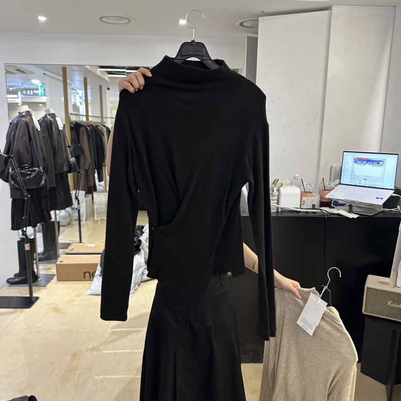 KOIVUE東大門實拍女士新品熱賣休閑人氣推薦真品時尚長袖T恤KOIVUE長袖T恤圖色3