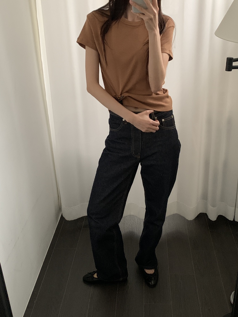 LE RIVE東大門直郵女裝新品熱賣推薦人氣時尚休閑真品T恤LE RIVET恤