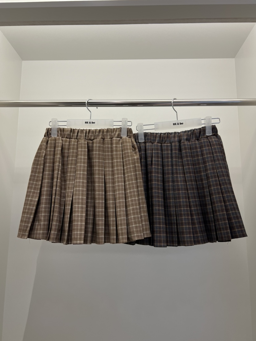 BE&amp;BE韓國直郵女士新款熱賣真品休閑時尚短裙格子褶皺BE&be短裙