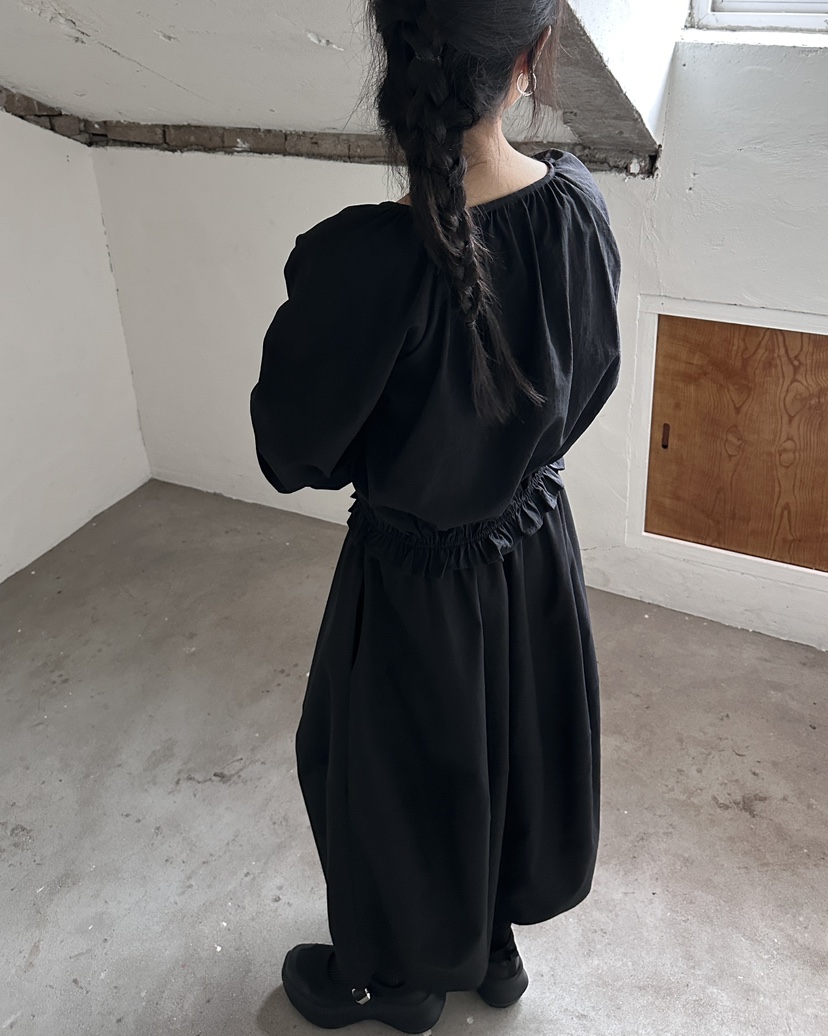 HOWDY/FACT THE NERD東大門直郵女士新品熱賣人氣長裙HOWDY/FACT THE NERD長裙