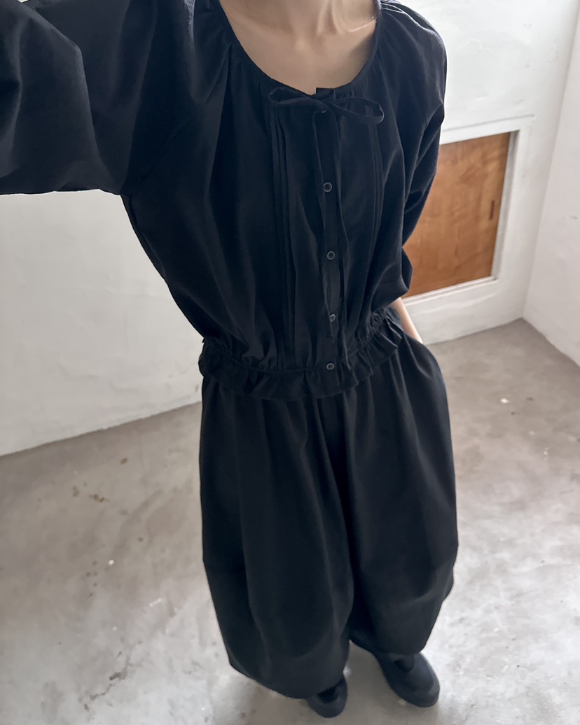 HOWDY/FACT THE NERD東大門直郵女士新品熱賣人氣長裙HOWDY/FACT THE NERD長裙