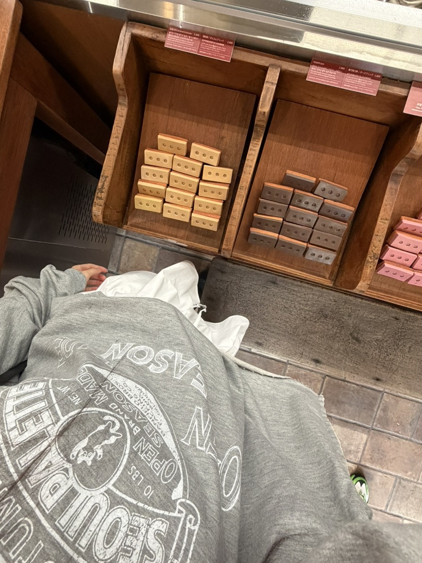 SEOUL PALETTE-Q東大門實拍女士新品時尚推薦熱賣真品衛衣SEOUL PALETTE-Q衛衣