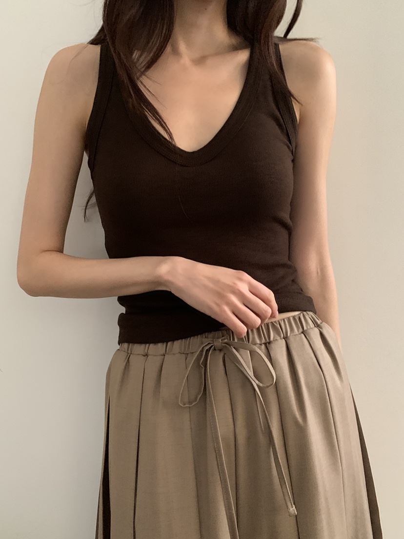 LE RIVE韓國直郵女士新品休閑推薦人氣真品熱賣吊帶背心LE RIVE吊帶/背心