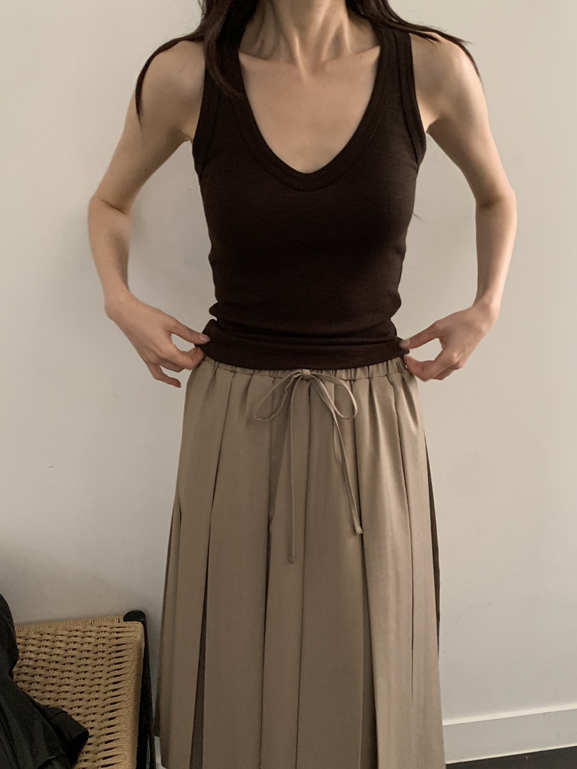 LE RIVE韓國直郵女士新品休閑推薦人氣真品熱賣吊帶背心LE RIVE吊帶/背心