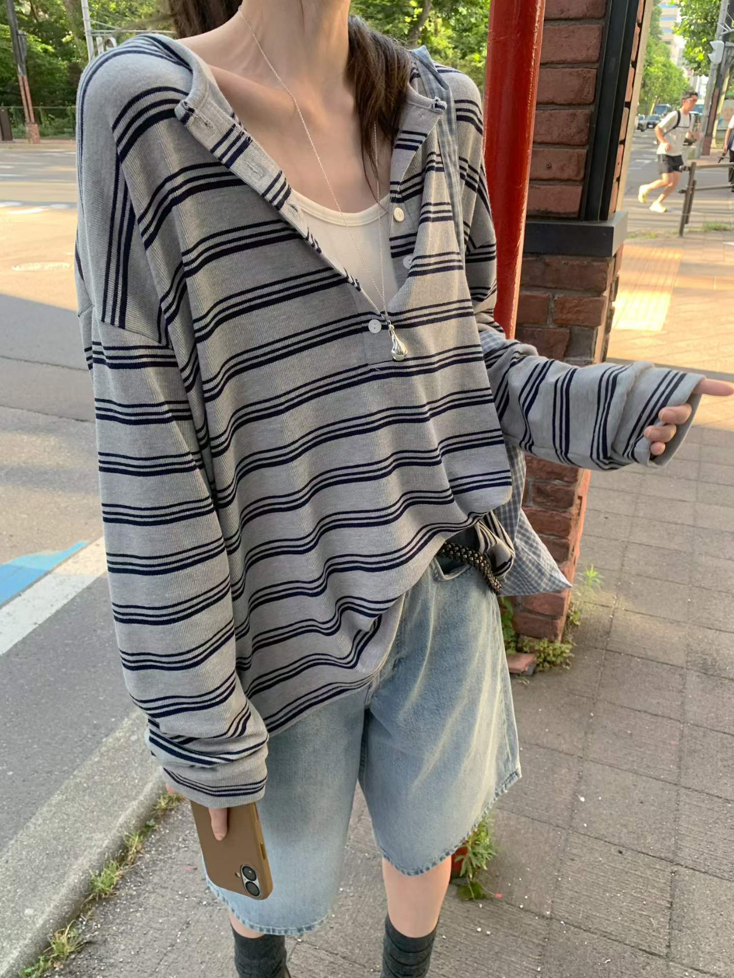 MELLOUNGE-멜라운지-T東大門直郵女裝新品人氣長袖T恤不含內搭運動MELLOUNGE-2件起長袖T恤圖色1