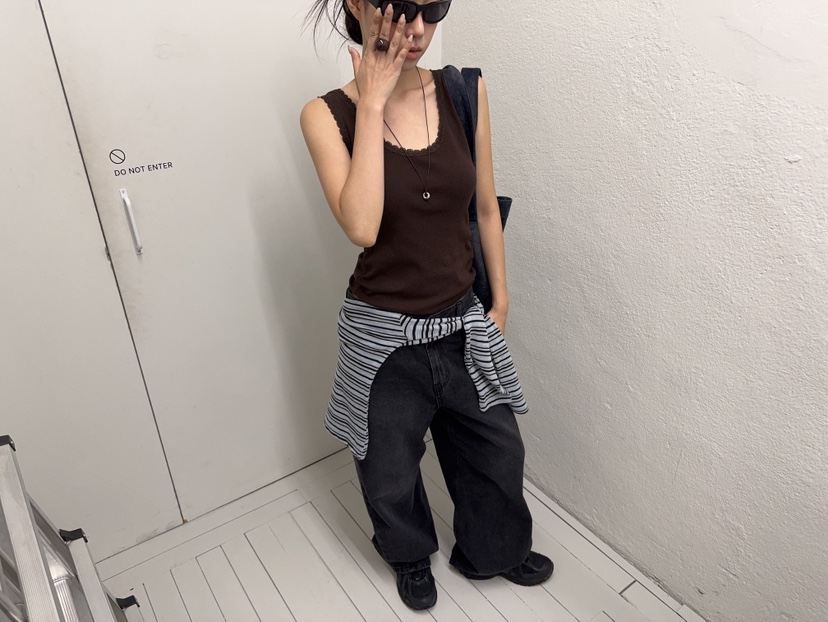 SUNDER MARKET東大門實拍女裝新品熱賣時尚人氣吊帶背心SUNDER MARKET吊帶/背心
