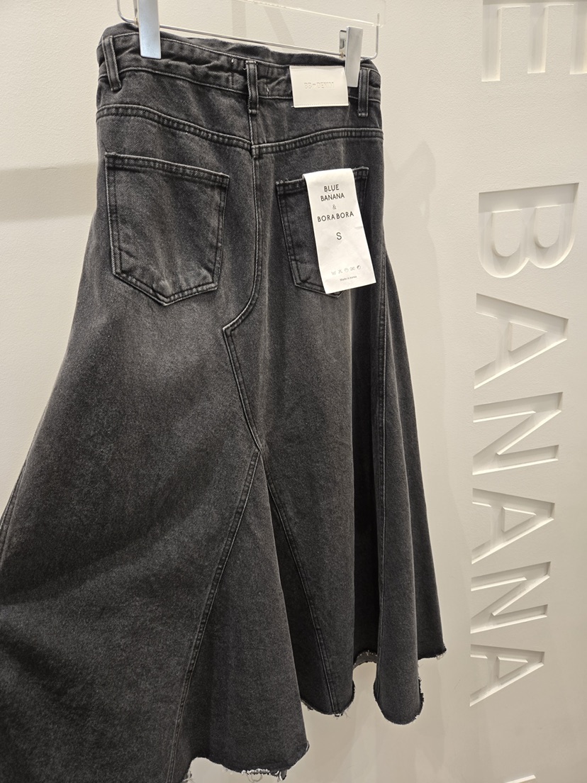 BLUE BANANA東大門實拍女裝新品推薦人氣時尚熱賣真品長裙BLUE BANANA長裙