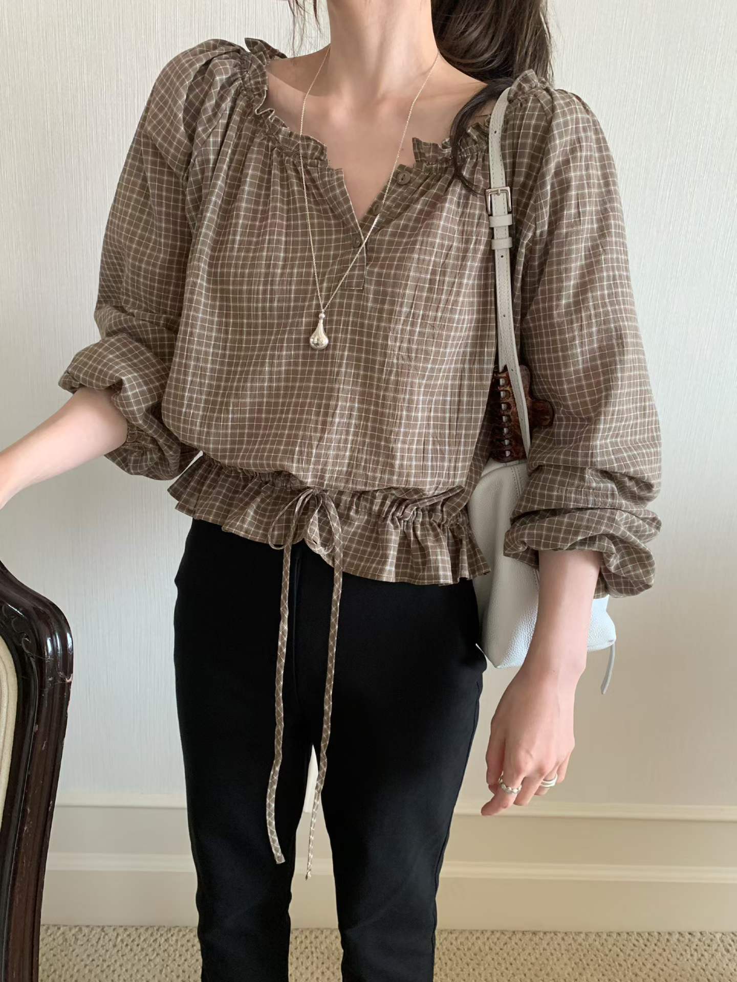 MELLOUNGE-멜라운지-T韓國代購女士新款熱賣襯衫蕾絲衫MELLOUNGE-2件起襯衫/蕾絲衫