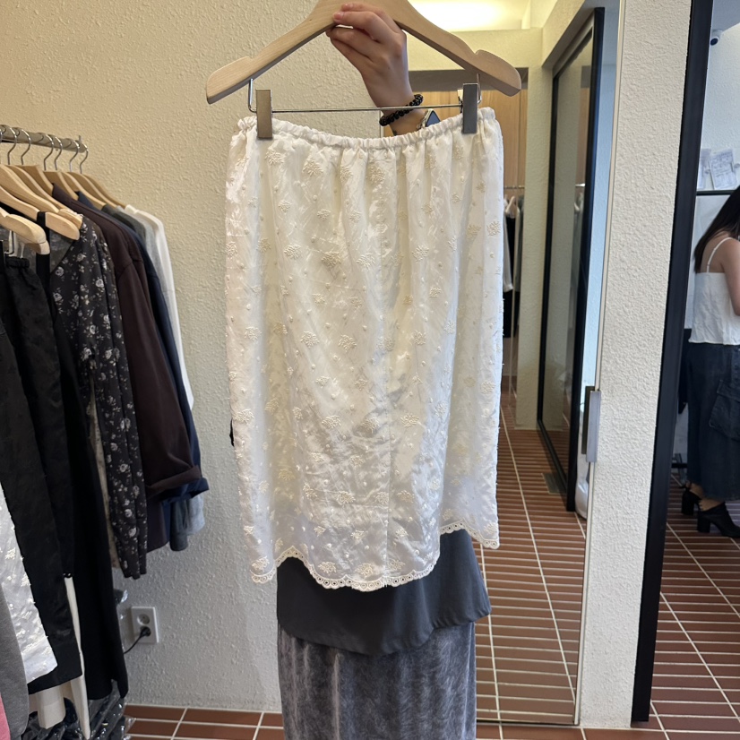CHOI-L東大門直郵女士新品真品休閑時尚半身裙中短裙刺繡CHOI半身裙/中短裙