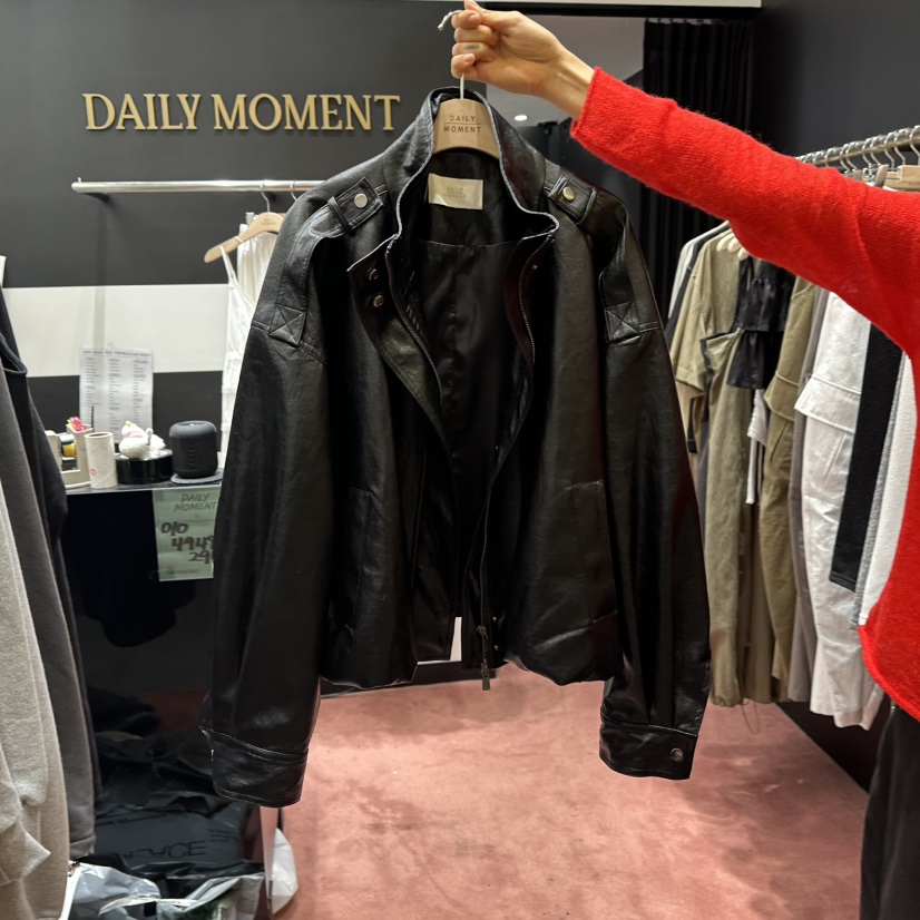 DAILY MOMENT東大門實拍女裝新品時尚人氣休閑真品皮衣皮革DAILY MOMENT皮衣圖色1