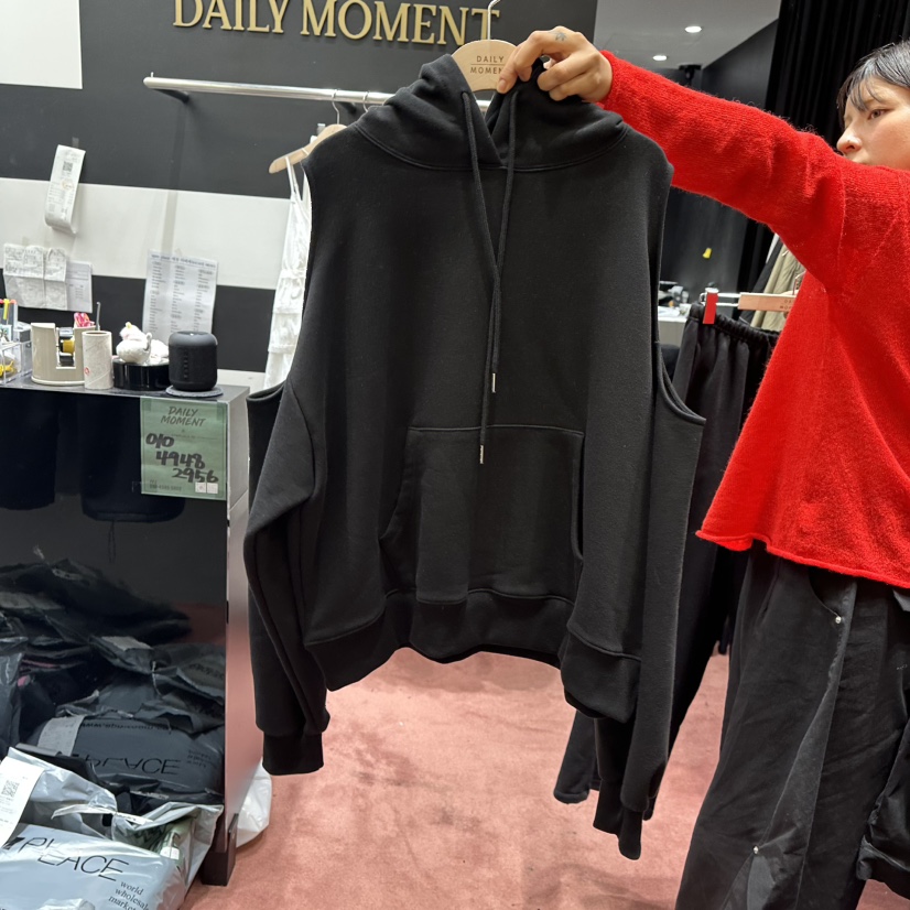 DAILY MOMENT東大門實拍女士新品真品熱賣推薦人氣衛衣鏤空DAILY MOMENT衛衣圖色3