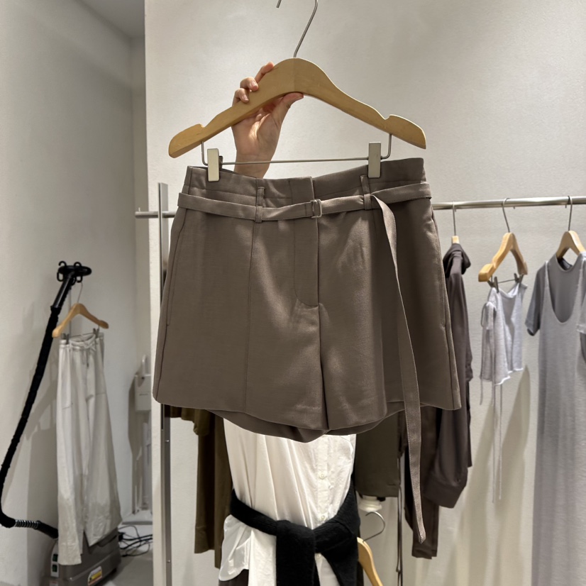 OVU韓國直郵女裝新品休閑人氣真品時尚推薦熱賣短褲含腰帶OVU短褲圖色1