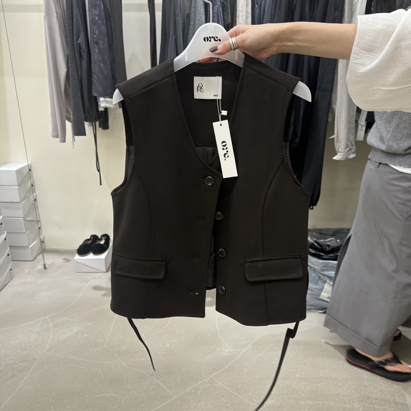 ORE-P韓國代購女裝新品熱賣時尚人氣真品推薦休閑馬甲麂皮ORE馬甲圖色1黑色