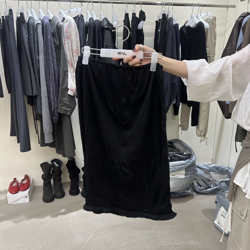 ORE-P韓國直郵女裝新品推薦休閑真品熱賣時尚人氣長裙ORE長裙圖色2黑色