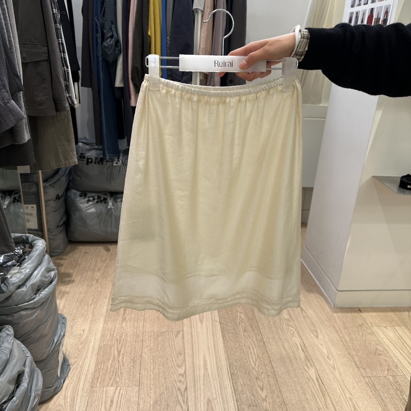 REIRAI韓國代購女裝新品休閑熱賣推薦人氣真品半身裙中短裙Reirai半身裙/中短裙圖色1