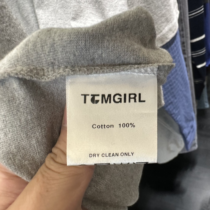 TOMGIRL東大門代購女士新款真品時尚推薦熱賣人氣長袖T恤TOMGIRL長袖T恤