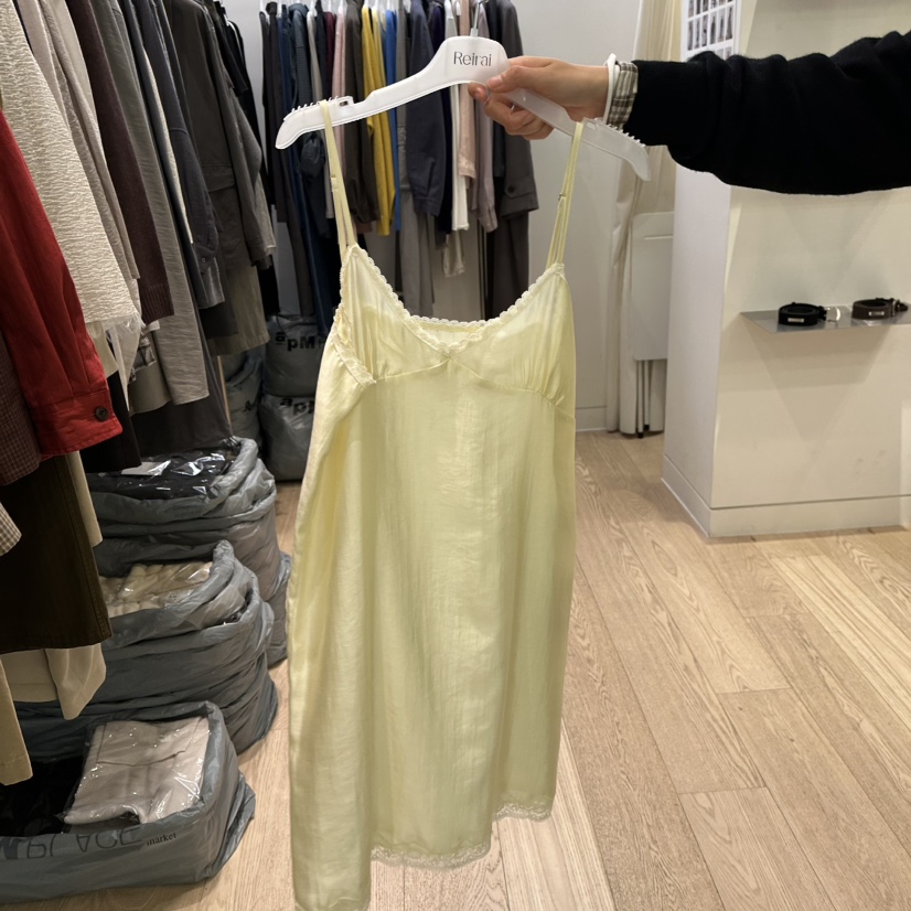 REIRAI東大門實拍女士新款休閑時尚人氣熱賣真品連衣裙蕾絲Reirai連衣裙圖色1