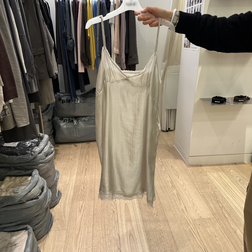 REIRAI東大門實拍女士新款休閑時尚人氣熱賣真品連衣裙蕾絲Reirai連衣裙圖色3