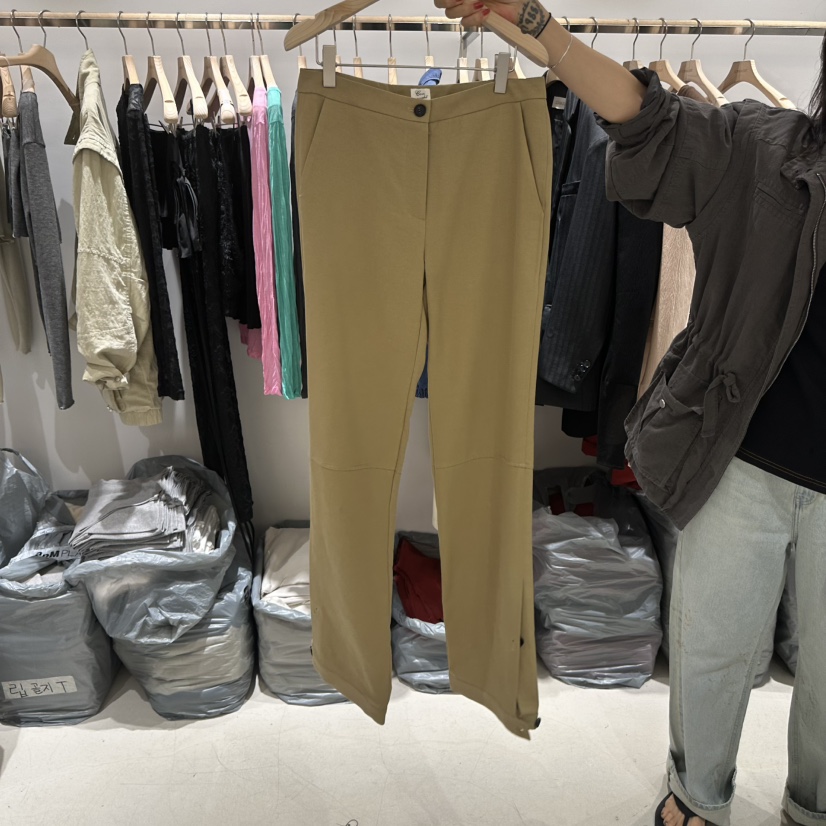 CONNAUGHT/DAILYJUD東大門代購女裝新品真品熱賣休閑褲紐扣CONNAUGHT/DAILYJUD休閑褲圖色1