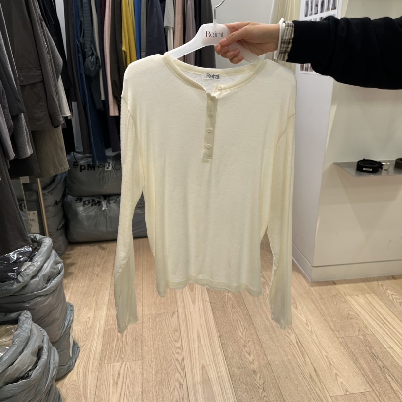 REIRAI東大門實拍女士新品人氣休閑熱賣真品長袖T恤柔軟紐扣Reirai長袖T恤圖色1
