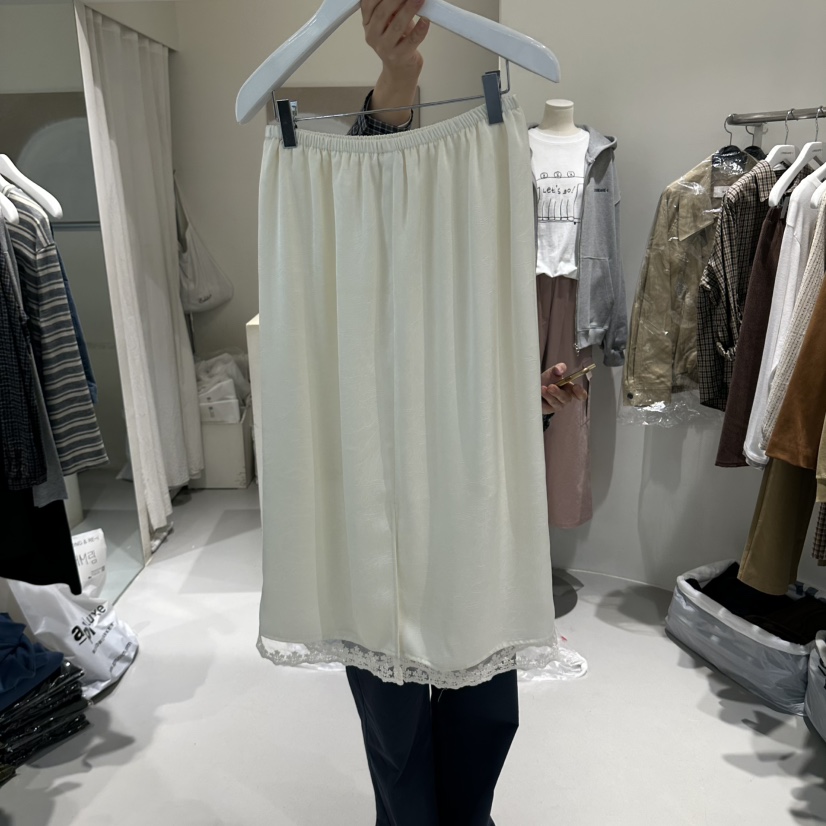 LORING RE I東大門代購女裝新品時尚推薦熱賣人氣真品長裙LORING RE-I/BARE長裙