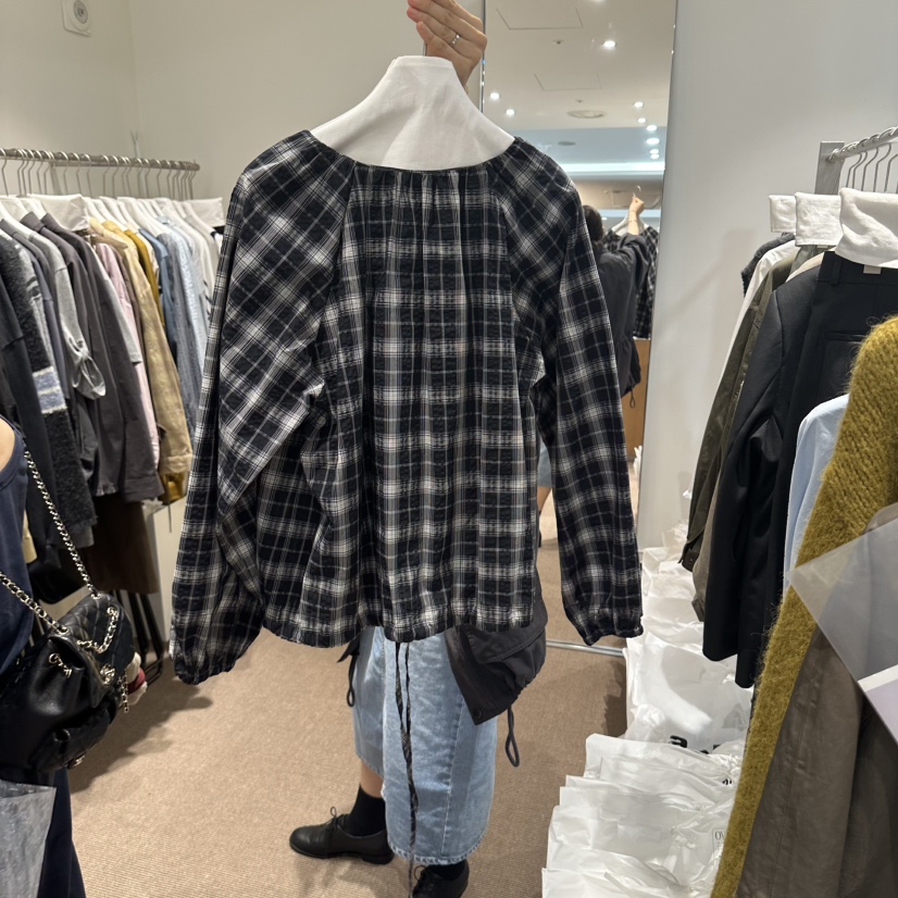 OVERTAKE韓國代購女裝新品推薦人氣真品時尚襯衫蕾絲衫兔子OVERTAKE襯衫/蕾絲衫