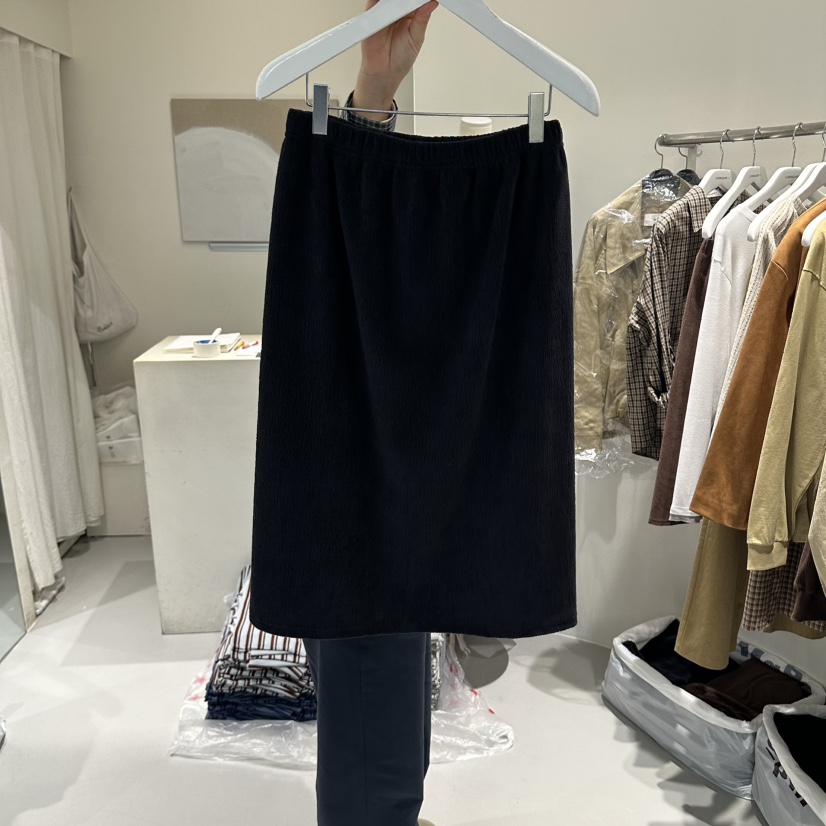 LORING RE I東大門代購女士新品推薦半身裙中短裙燈芯絨褶皺LORING RE-I/BARE半身裙/中短裙圖色2