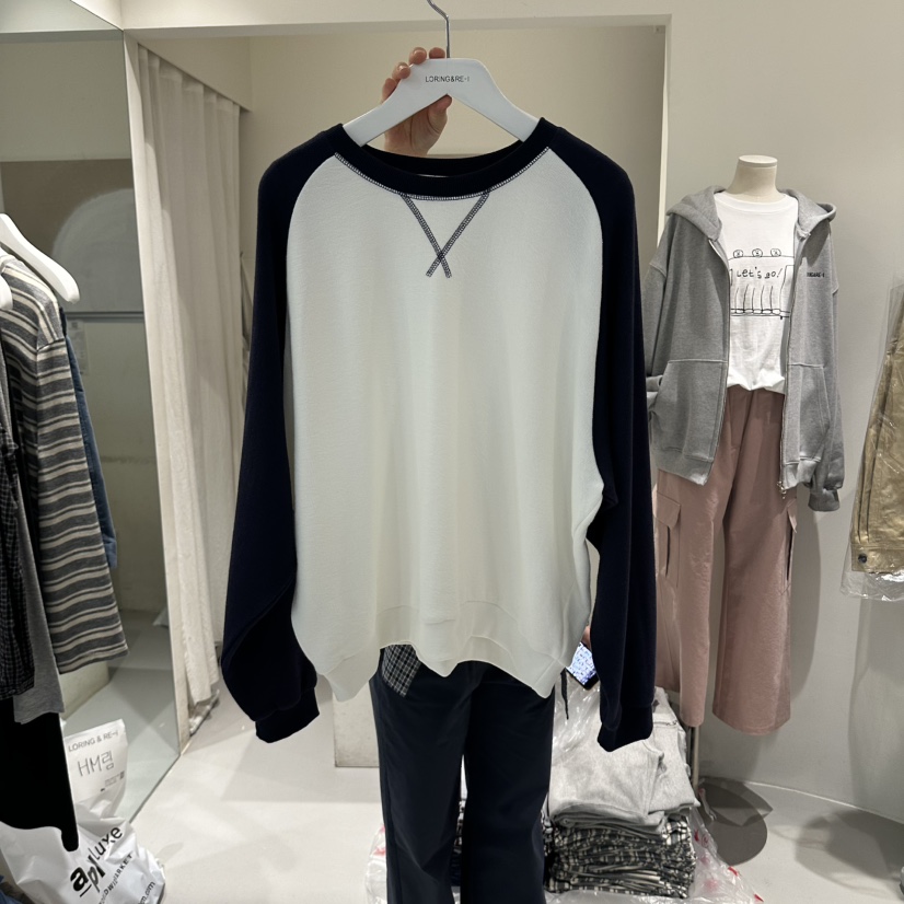 LORING RE I東大門直郵女士新品真品推薦人氣時尚休閑衛衣LORING RE-I/BARE衛衣圖色2