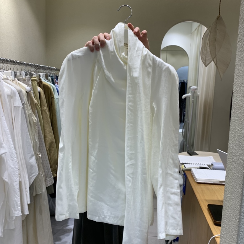 BROCCOLISALAD東大門直郵女士新品真品休閑襯衫蕾絲衫圍巾BROCCOLISALAD襯衫/蕾絲衫圖色1