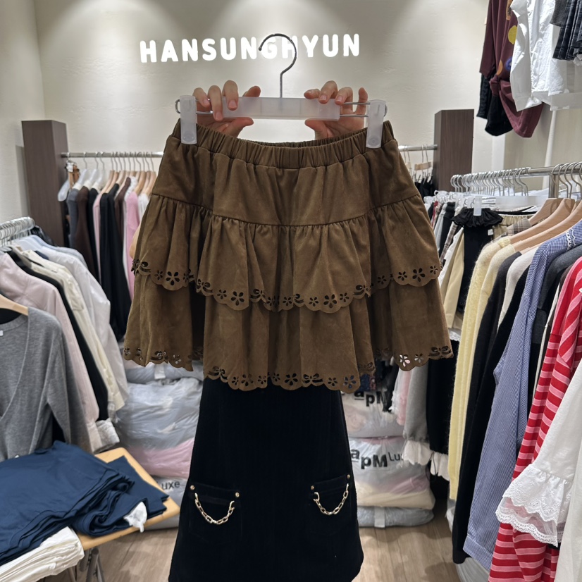 HANSUNGHYUN東大門實拍女裝新品熱賣休閑人氣裙褲絨面革層疊HANSUNGHYUN裙褲