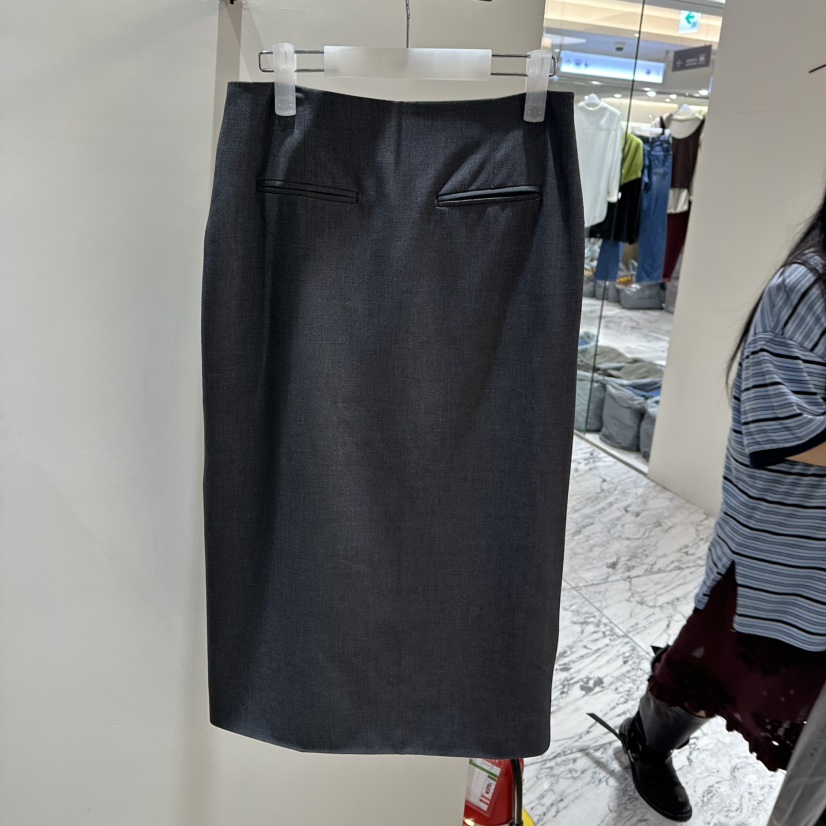 LOW MOMENT韓國代購女裝新品人氣時尚推薦熱賣休閑真品長裙LOW MOMENT長裙