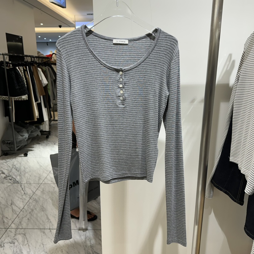 TOPDRESSING東大門代購女士新品時尚推薦人氣真品長袖T恤TOPDRESSING長袖T恤圖色2