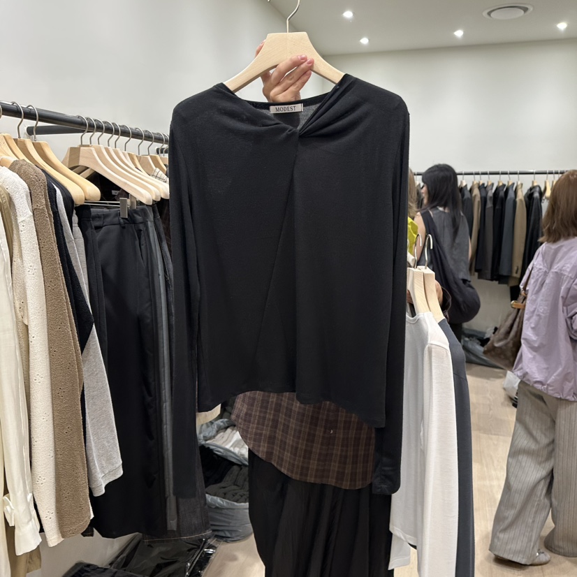 NOTTINGHAM/AVECNOUS/MODEST東大門代購女士新品真品長袖T恤不含項鏈NOTTINGHAM/AVECNOUS/MODEST長袖T恤圖色2
