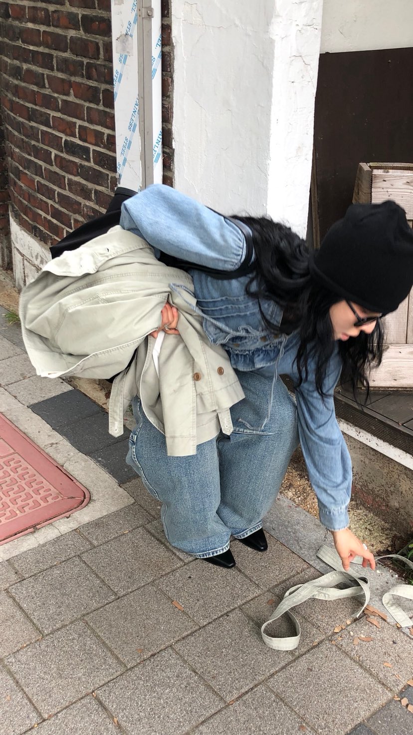 OVER RICH韓國代購女裝新款真品人氣時尚襯衫蕾絲衫荷葉邊OVER RICH襯衫/蕾絲衫