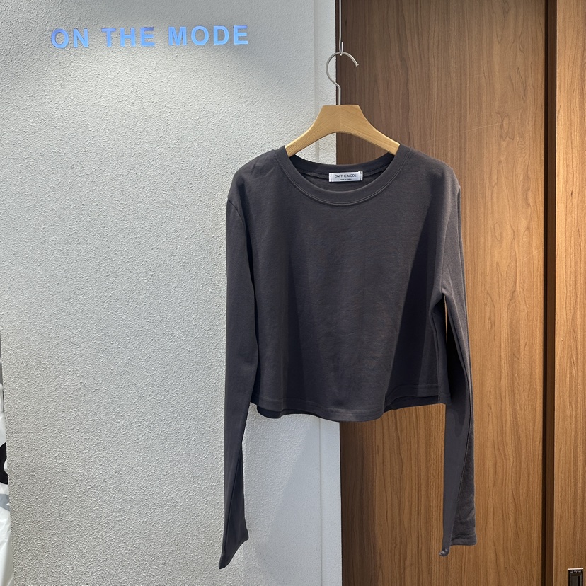 ON THE MODE東大門直郵女裝新品人氣真品休閑熱賣長袖T恤ON THE MODE長袖T恤圖色3