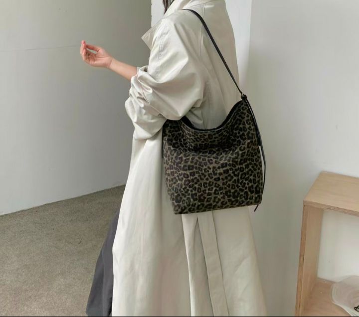 TROUVAILLE東大門代購女裝新品熱賣休閑單肩斜跨包牛皮豹紋TROUVAILLE單肩/斜跨包