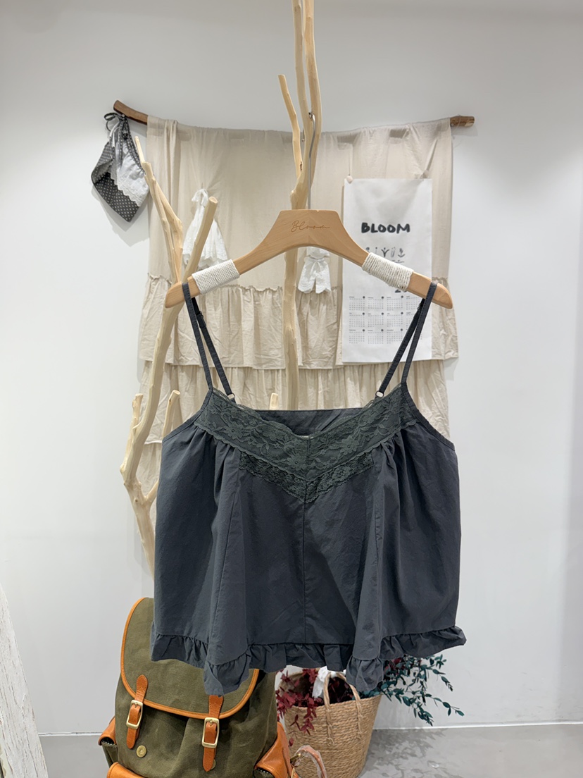 BLOOM東大門直郵女裝新品時尚人氣真品休閑吊帶背心蕾絲無袖BLOOM-S吊帶/背心圖色2