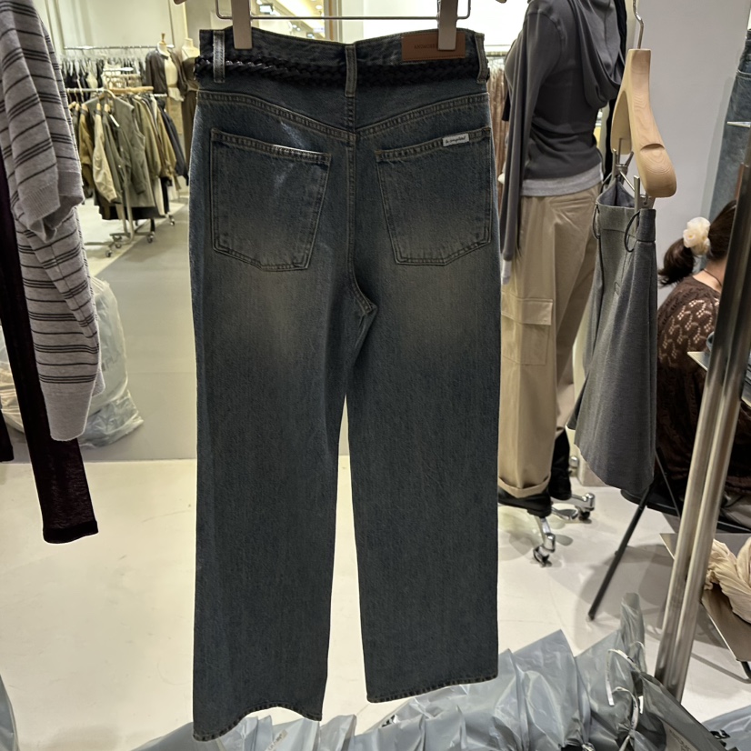 ANDMORE BUTTON東大門代購女裝新品推薦牛仔褲不含腰帶喇叭ANDMORE BUTTON牛仔褲