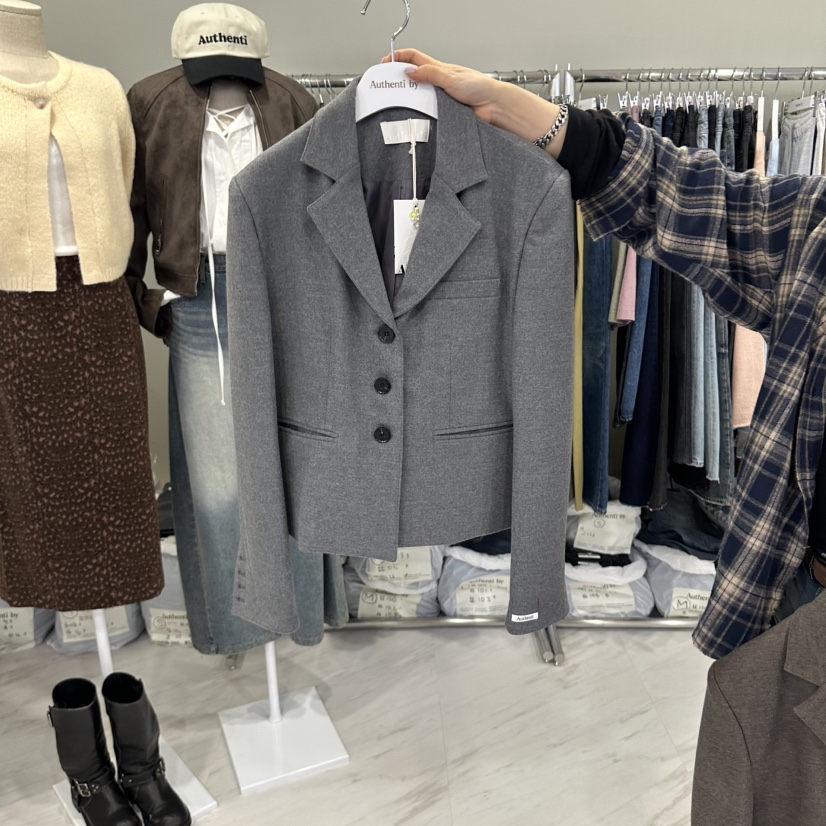 AUTHENTIBY東大門實拍女士新款休閑真品熱賣推薦西裝西服AUTHENTIBY西裝/西服圖色1