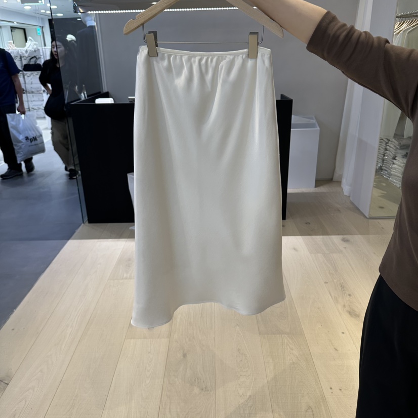 REHE韓國直郵女裝新品真品推薦時尚熱賣半身裙中短裙緞帶REHE半身裙/中短裙