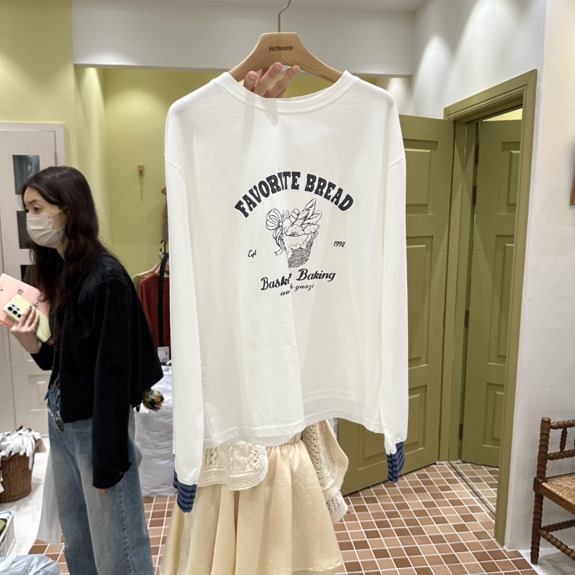 OURMOMENT東大門實拍女裝新款時尚休閑真品人氣熱賣長袖T恤OURMOMENT長袖T恤圖色1