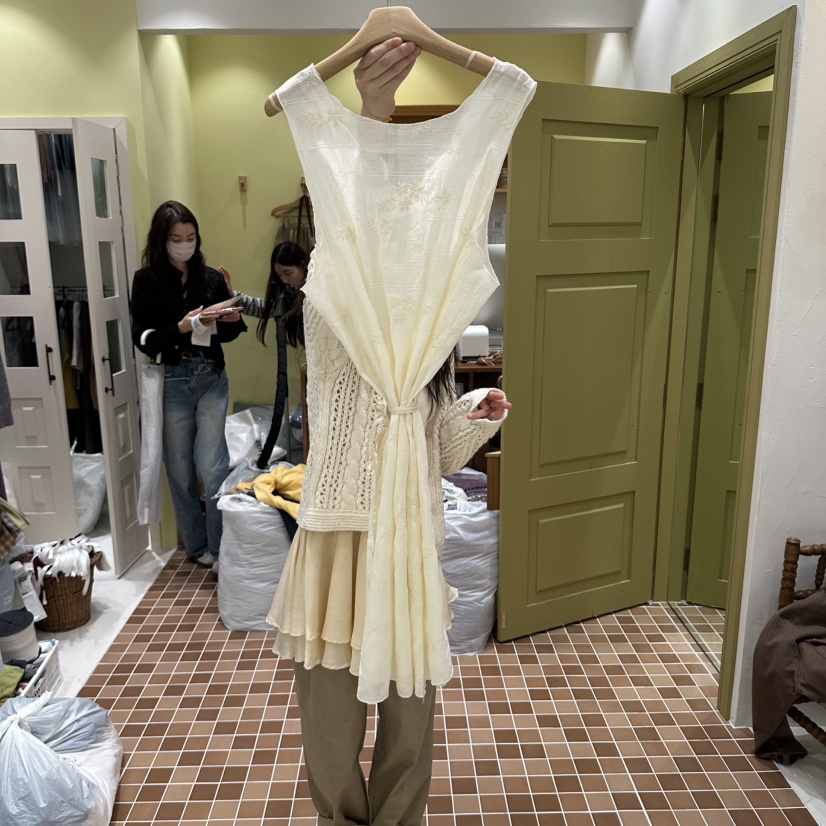 OURMOMENT東大門實拍女士新品推薦真品熱賣連衣裙OPS含腰繩OURMOMENT連衣裙