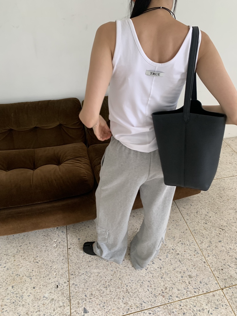 TRUE東大門直郵女裝新款人氣時尚推薦休閑熱賣真品吊帶背心TRUE吊帶/背心