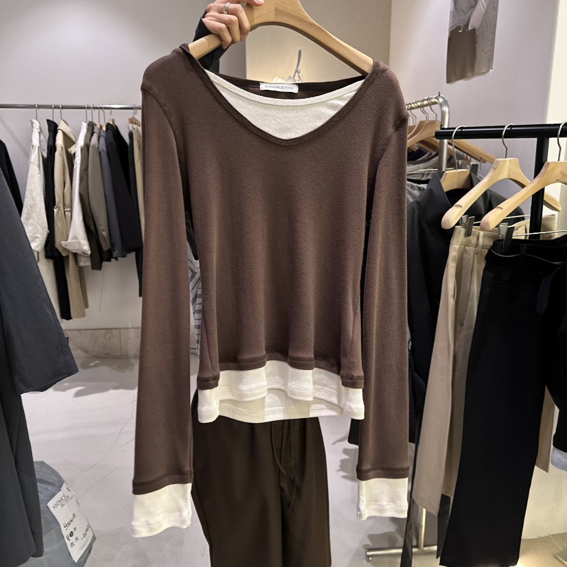 ANDMORE BUTTON東大門直郵女士新品熱賣長袖T恤假兩件連帽衫撞色ANDMORE BUTTON長袖T恤圖色2