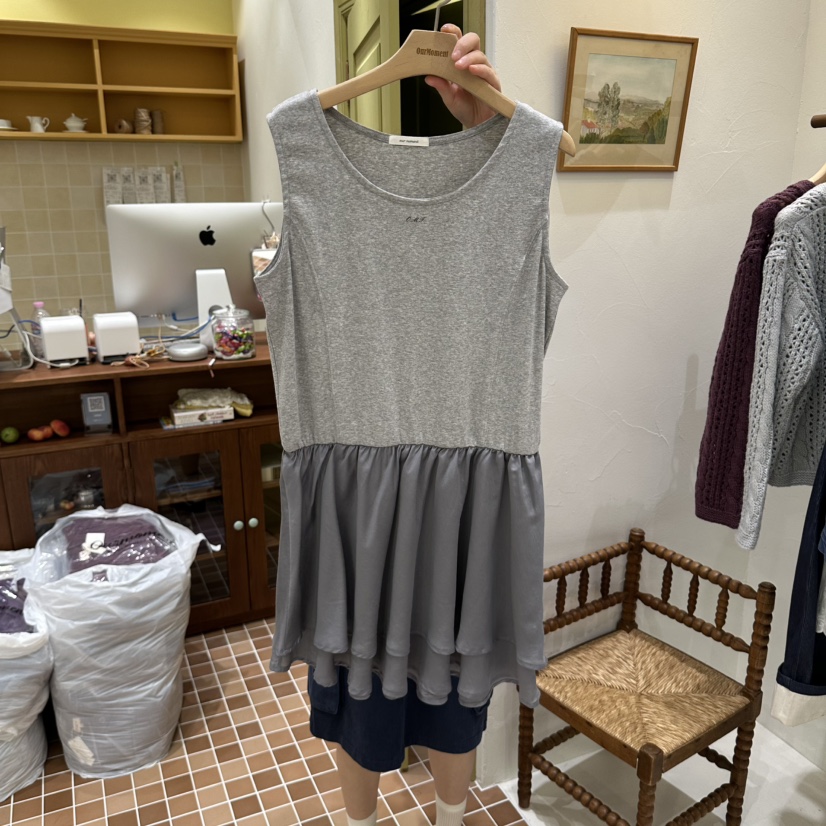 OURMOMENT韓國直郵女裝新品時尚真品休閑人氣熱賣連衣裙OPSOURMOMENT連衣裙圖色2