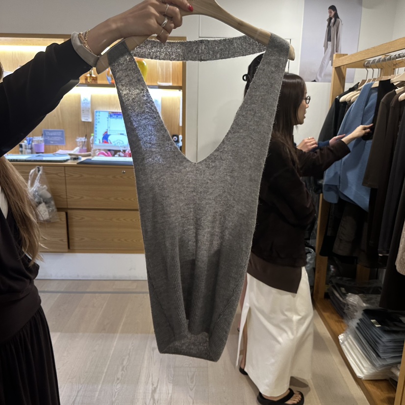 ROUNDER東大門直郵女士新品人氣真品熱賣時尚吊帶背心馬海毛ROUNDER吊帶/背心圖色2