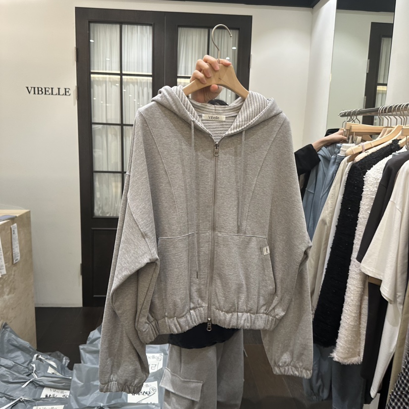 VIBELLE東大門直郵女裝新品真品時尚休閑人氣熱賣衛衣連帽衫VIBELLE衛衣圖色2