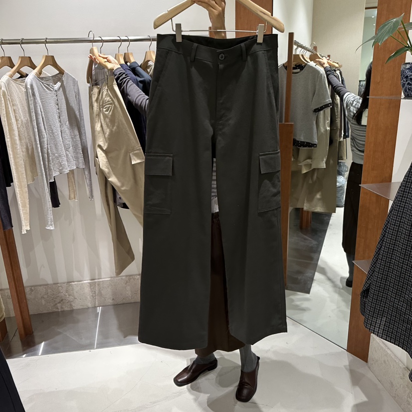 ANDMORE BUTTON東大門實拍女士新品人氣熱賣時尚休閑休閑褲ANDMORE BUTTON休閑褲圖色2